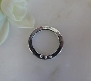 Mum Sentiment Disc Pendant