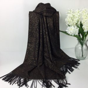 Medium-Weight Winter Scarf With Metallic Gold Detail - Black