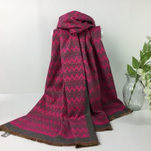 Chevrons Reversible Medium-Weight Winter Scarf - Grey/Hot Pink